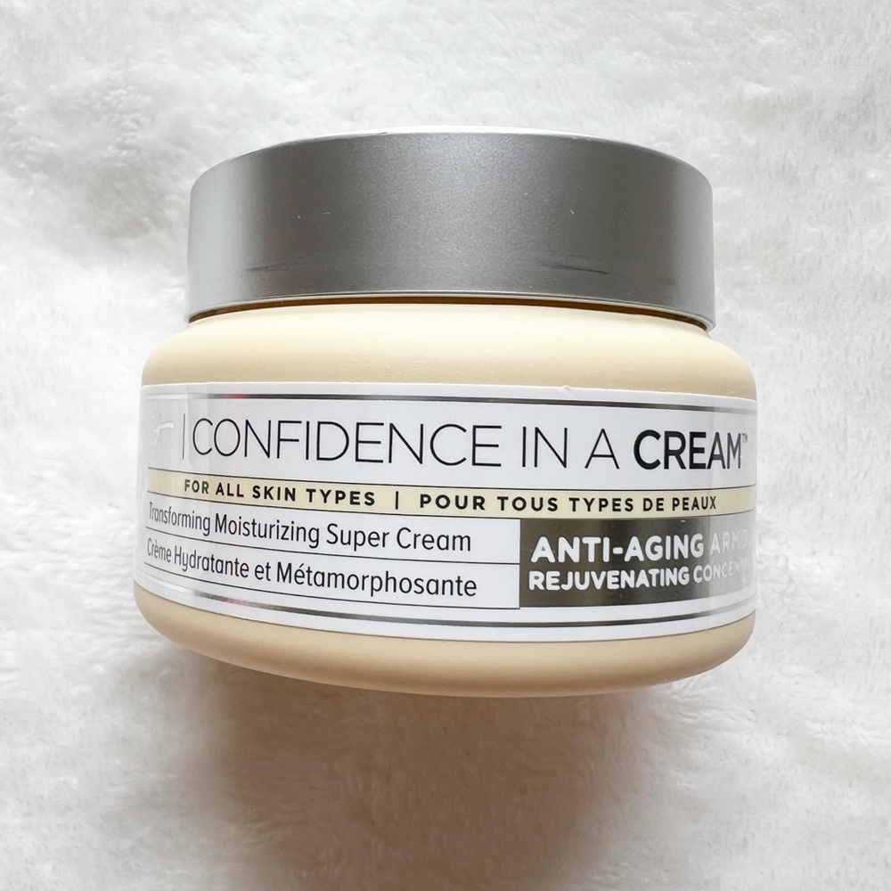 IT Cosmetics ♥️ Cream Moisturizer Confidence in a Cream